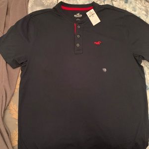 Brand new men’s Hollister short sleeve polo!